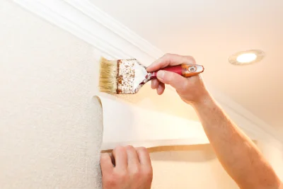 Pose de papier peint à Bellou-en-Houlme — revêtements muraux et toiles de verre